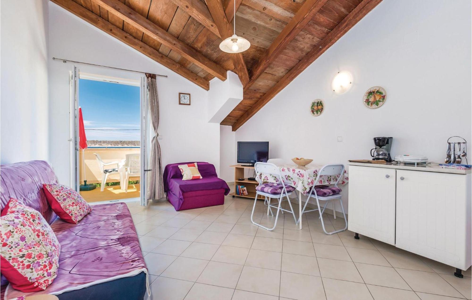 Nice Apartment In Rab With Kitchen Barbat na Rabu Eksteriør bilde