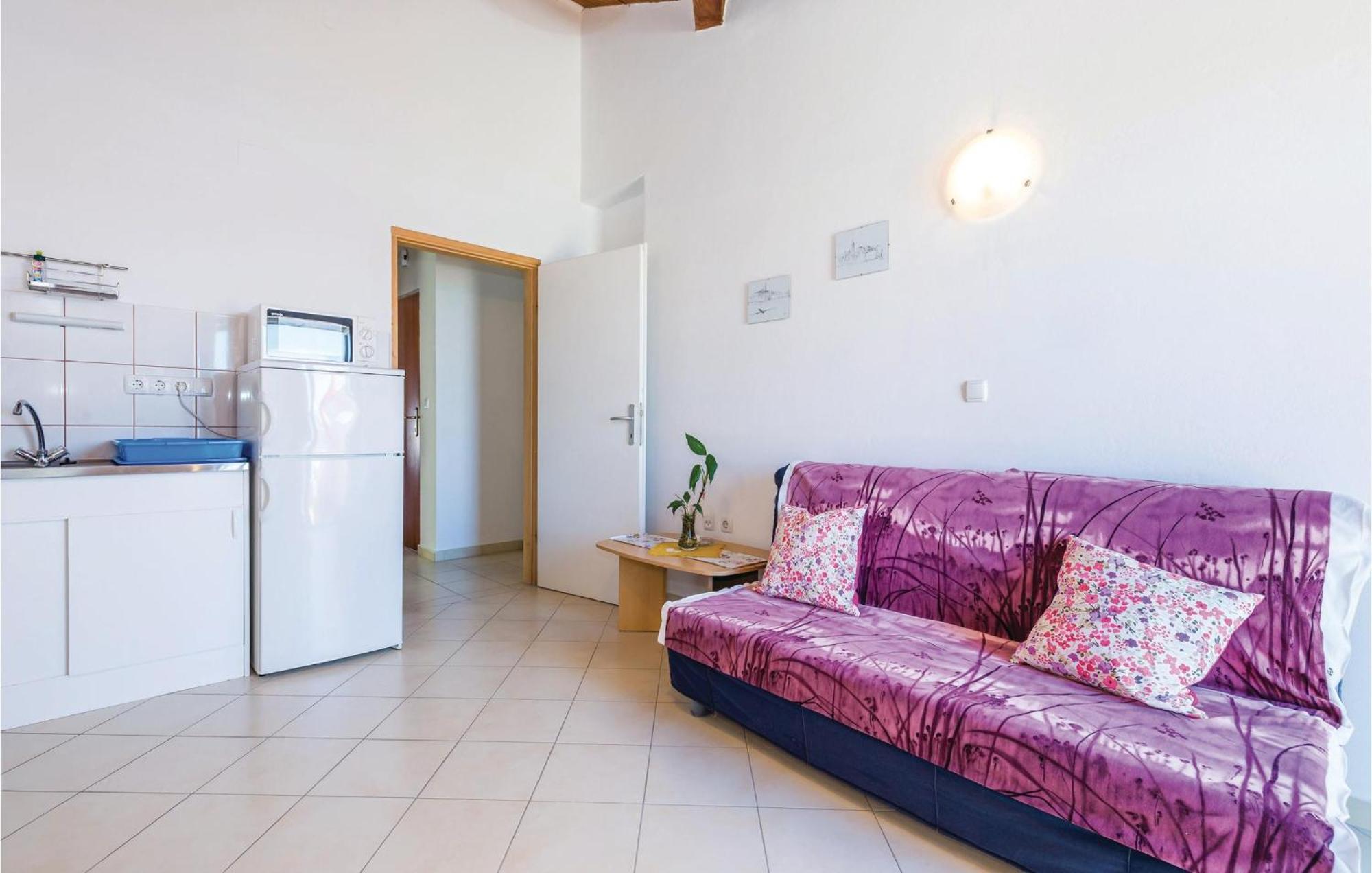 Nice Apartment In Rab With Kitchen Barbat na Rabu Eksteriør bilde